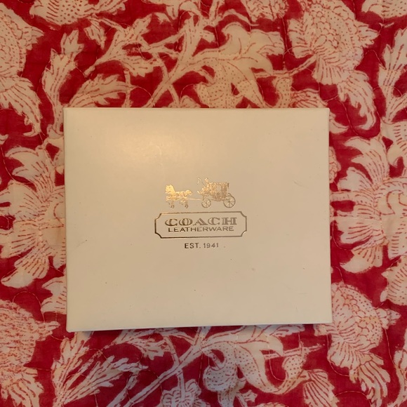 Coach Hinge Bangle - A Classic Bracelet! Never Worn. Enamel black and silver. - Picture 5 of 10